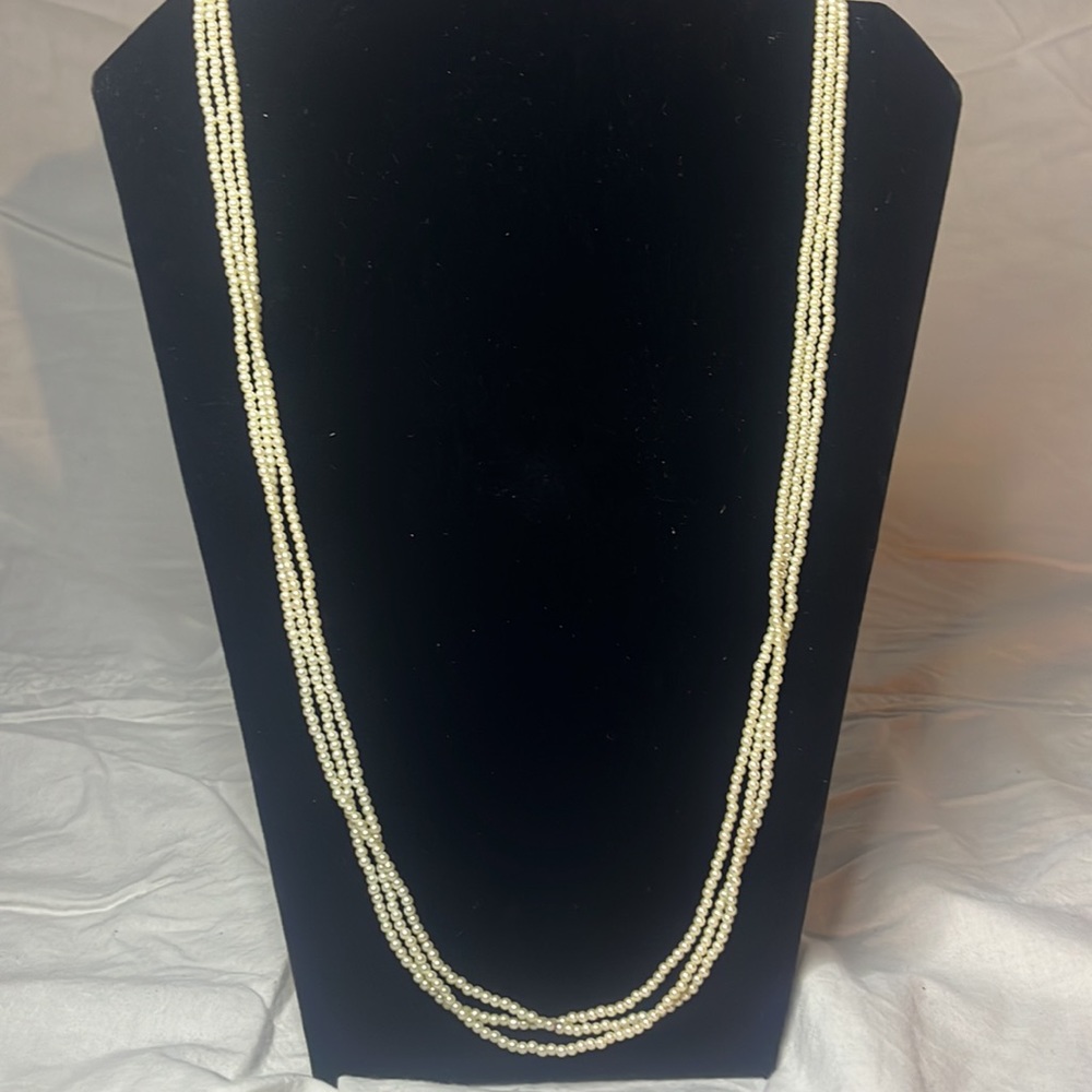 3-strand faux pearl necklace